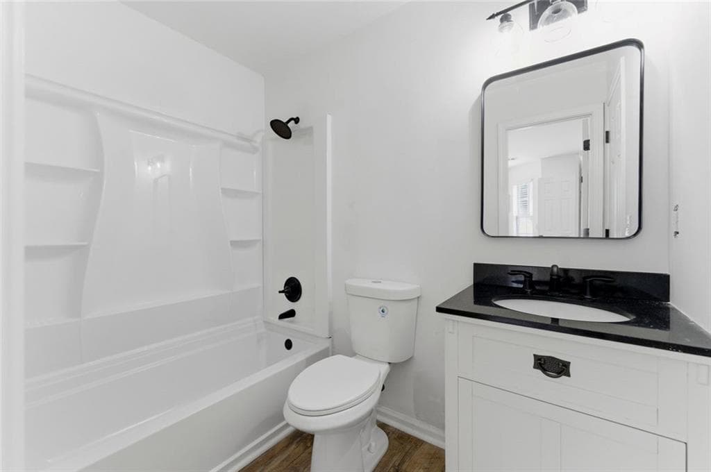 5 bedroom, 3 bathroom, 2,653 sq ft single family residence for sale at 691 Deshon Creek Drive, Lithonia, GA 30058 — photo 5