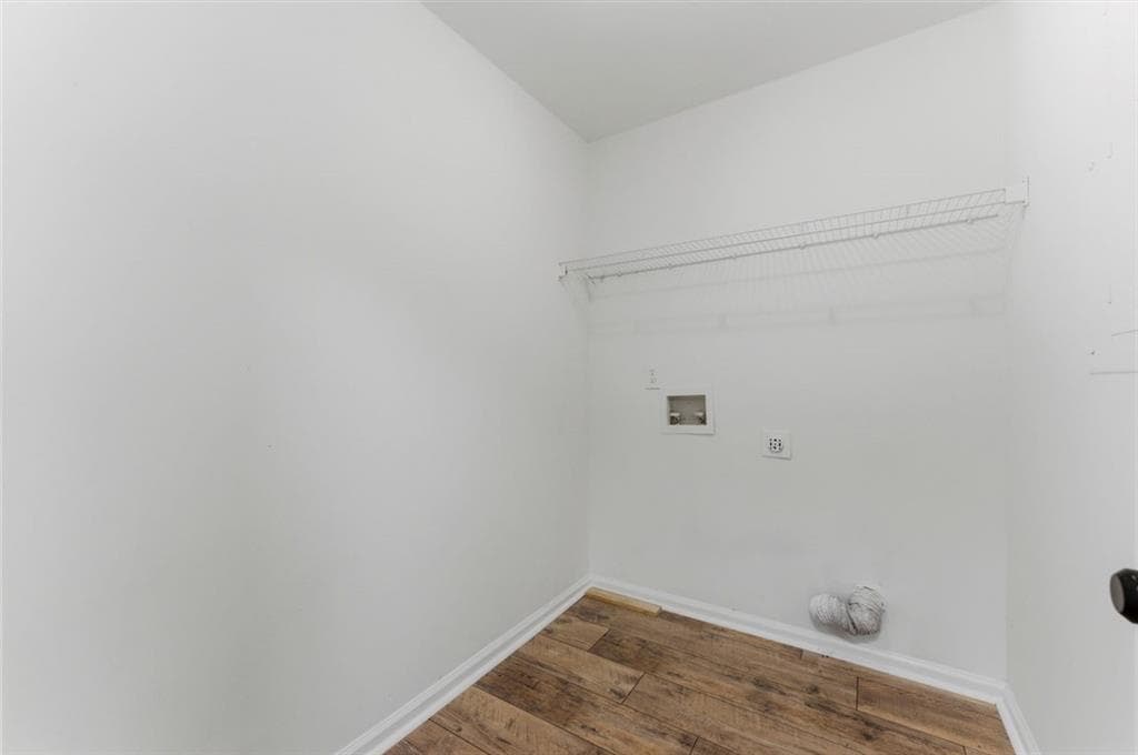 5 bedroom, 3 bathroom, 2,653 sq ft single family residence for sale at 691 Deshon Creek Drive, Lithonia, GA 30058 — photo 6