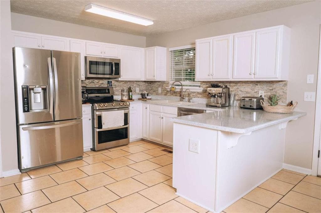 3 bedroom, 3 bathroom, 1,704 sq ft single family residence for sale at 540 Mackinaw Drive, Bethlehem, GA 30620 — photo 5