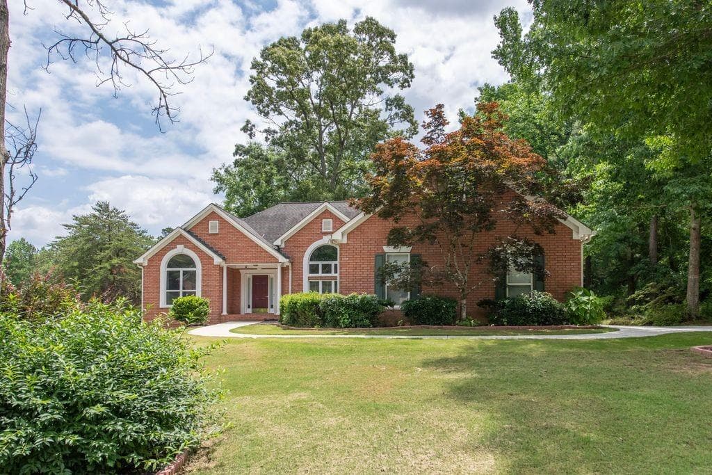 4 bedroom, 3 bathroom, 4,352 sq ft single family residence sold at 7395 Mason Falls Drive, Winston, GA 30187