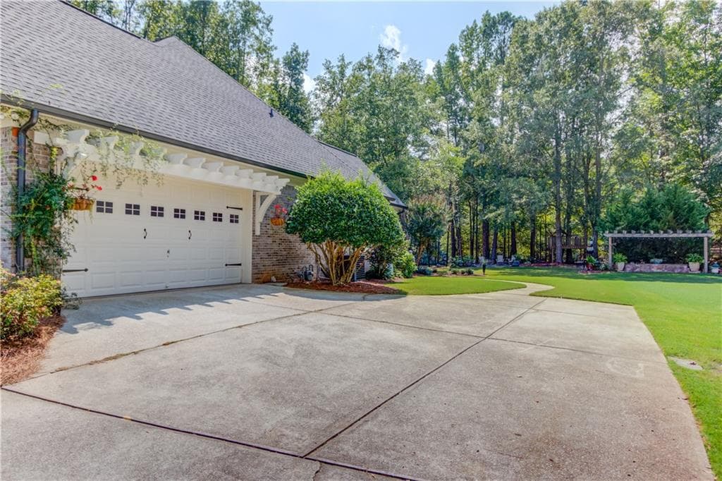 4 bedroom, 4 bathroom single family residence for sale at 951 Providence Lane, Monroe, GA 30656 — photo 4