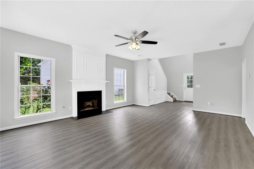 3 bedroom, 3 bathroom, 2,091 sq ft single family residence under contract at 11745 Bentham Court, Alpharetta, GA 30005 — photo 7