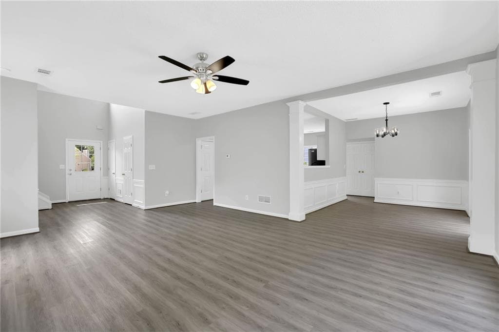 3 bedroom, 3 bathroom, 2,091 sq ft single family residence under contract at 11745 Bentham Court, Alpharetta, GA 30005 — photo 8