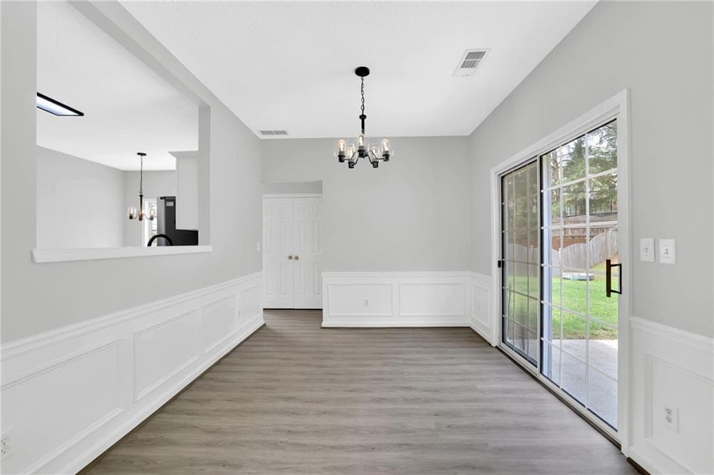 3 bedroom, 3 bathroom, 2,091 sq ft single family residence under contract at 11745 Bentham Court, Alpharetta, GA 30005 — photo 9