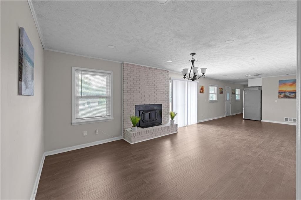 5 bedroom, 3 bathroom, 3,200 sq ft single family residence for rent at 5245 Stonewall Tell Road, Atlanta, GA 30349 for $3,450 a month — photo 6