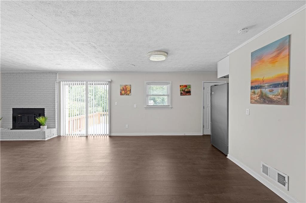 5 bedroom, 3 bathroom, 3,200 sq ft single family residence for rent at 5245 Stonewall Tell Road, Atlanta, GA 30349 for $3,450 a month — photo 8