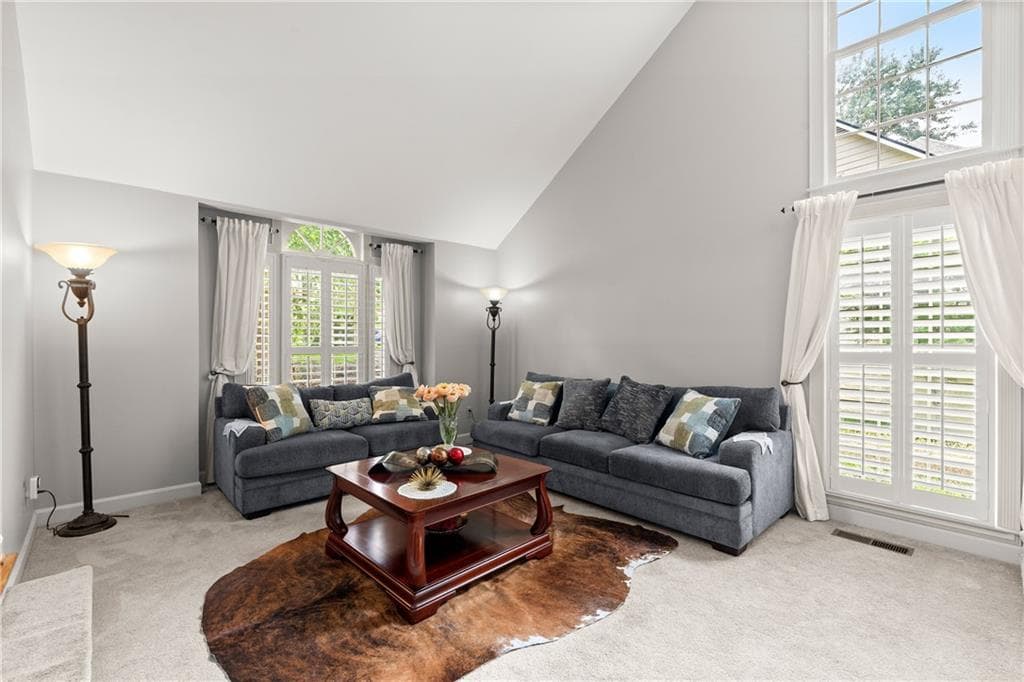5 bedroom, 4 bathroom, 4,371 sq ft single family residence under contract at 4234 N Mountain Road, Marietta, GA 30066 — photo 5