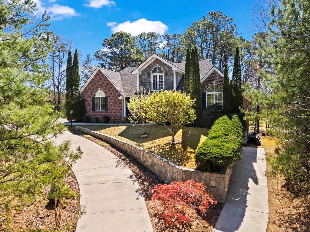 7 bedroom, 6 bathroom, 5,500 sq ft single family residence for sale at 280 Wilfar Strasse, Helen, GA 30545 — photo 3