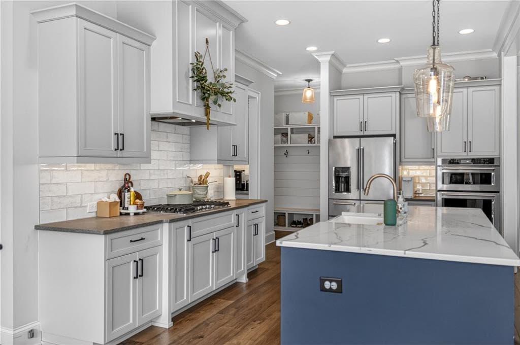 5 bedroom, 5 bathroom, 3,974 sq ft single family residence for sale at 2156 Ellis Mountain Drive, Marietta, GA 30064 — photo 4