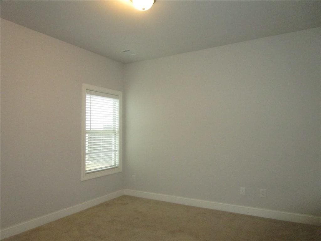 4 bedroom, 4 bathroom, 2,575 sq ft single family residence for rent at 4442 Big Rock Ridge Trail, Gainesville, GA 30504 for $2,400 a month — photo 6