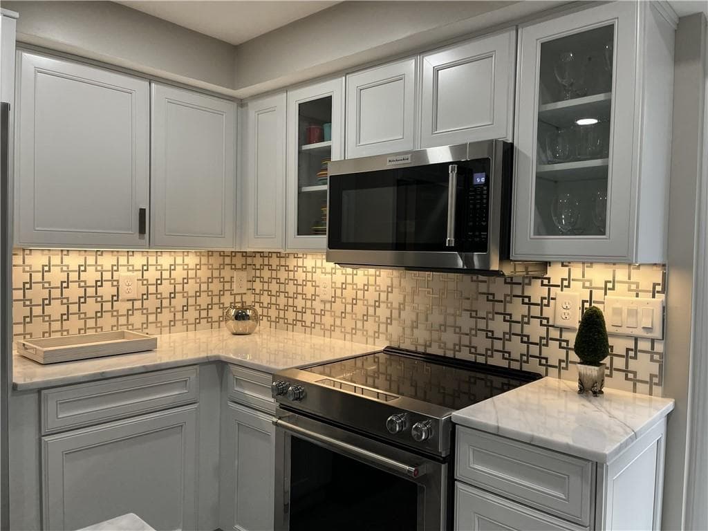 1 bedroom, 1 bathroom, 750 sq ft apartment for rent at 2523 Sharondale Drive, Atlanta, GA 30305 for $2,225 a month — photo 3