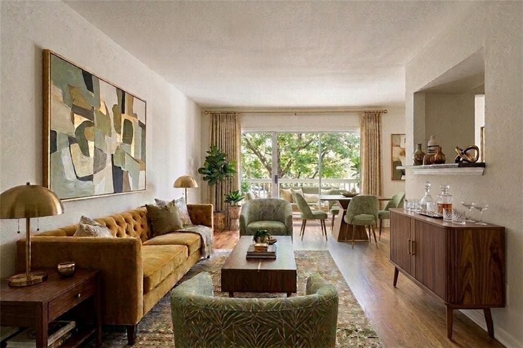 1 bedroom, 1 bathroom, 627 sq ft condominium for sale at 1418 Foxhall Lane 8, Atlanta, GA 30316 — photo 2