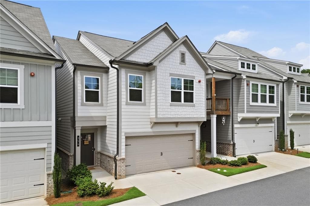 3 bedroom, 3 bathroom, 2,141 sq ft townhouse for sale at 354 Hayden Circle, Woodstock, GA 30189