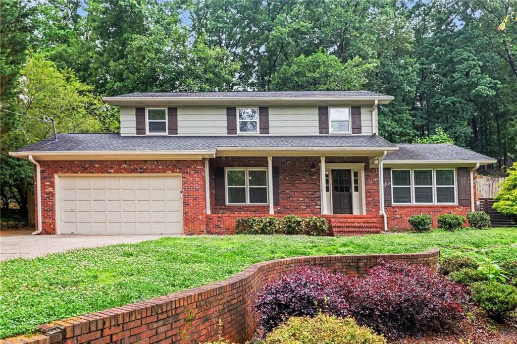 4 bedroom, 3 bathroom, 2,300 sq ft single family residence sold at 1183 Cumberland Valley Road, Gainesville, GA 30501