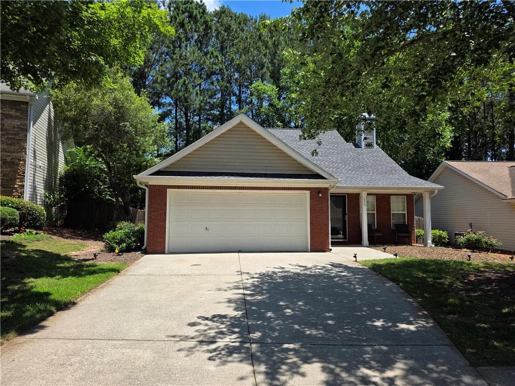 2 bedroom, 2 bathroom, 1,100 sq ft single family residence for rent at 172 Stoneforest Drive, Woodstock, GA 30189 for $1,950 a month — photo 2