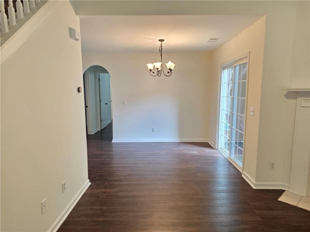 2 bedroom, 2 bathroom, 1,100 sq ft single family residence for rent at 172 Stoneforest Drive, Woodstock, GA 30189 for $1,950 a month — photo 5