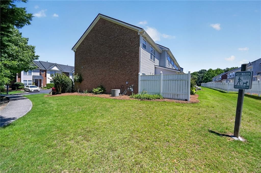 2 bedroom, 3 bathroom, 1,260 sq ft condominium for sale at 801 Old Peachtree Road 44, Suwanee, GA 30024 — photo 3