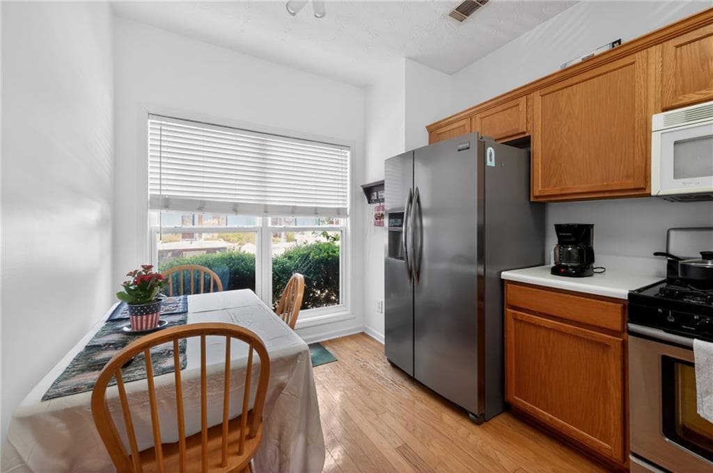 2 bedroom, 3 bathroom, 1,260 sq ft condominium for sale at 801 Old Peachtree Road 44, Suwanee, GA 30024 — photo 7