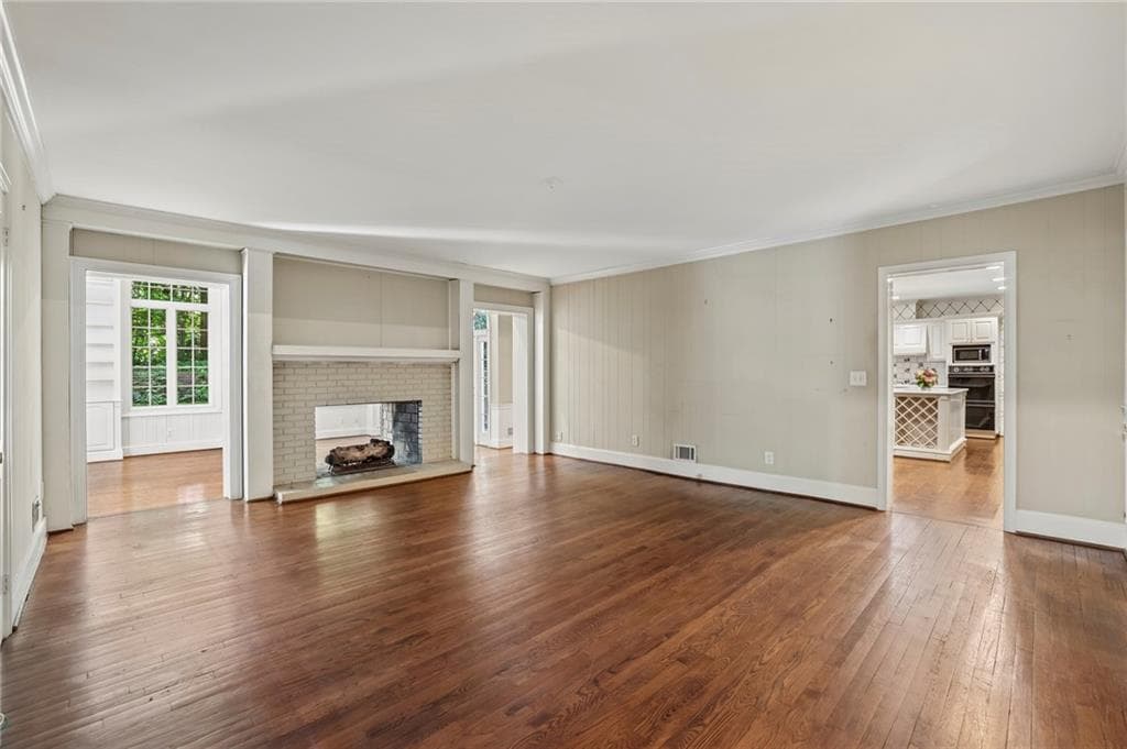 6 bedroom, 6 bathroom, 4,737 sq ft single family residence for sale at 2577 Red Valley Road, Atlanta, GA 30305 — photo 8