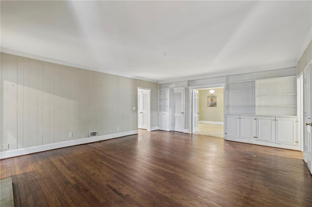 6 bedroom, 6 bathroom, 4,737 sq ft single family residence for sale at 2577 Red Valley Road, Atlanta, GA 30305 — photo 9