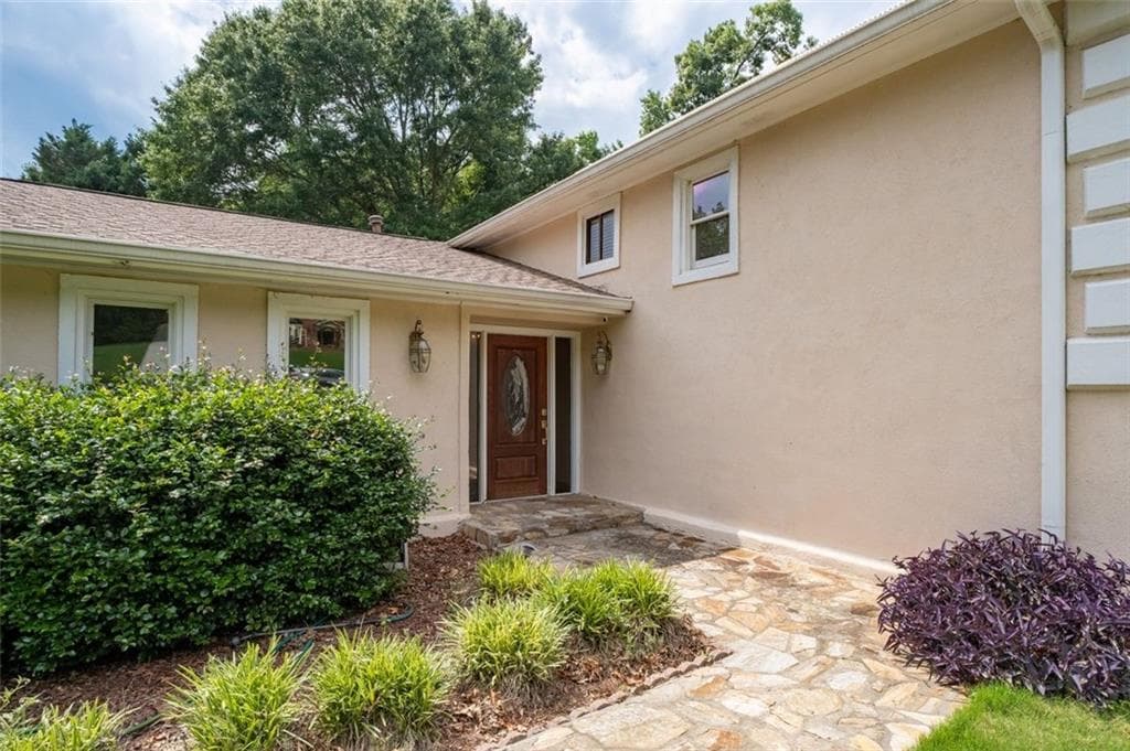 4 bedroom, 3 bathroom, 3,308 sq ft single family residence for sale at 953 Hidden Hollow Drive, Marietta, GA 30068 — photo 5