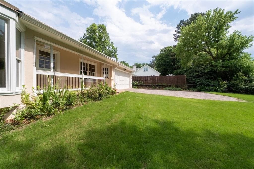 4 bedroom, 3 bathroom, 3,308 sq ft single family residence for sale at 953 Hidden Hollow Drive, Marietta, GA 30068 — photo 7