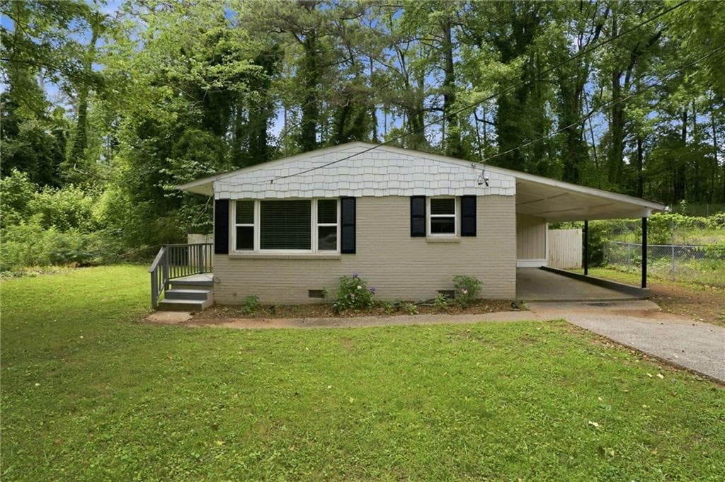 3 bedroom, 1 bathroom, 825 sq ft single family residence for sale at 748 Amber Place, Atlanta, GA 30331
