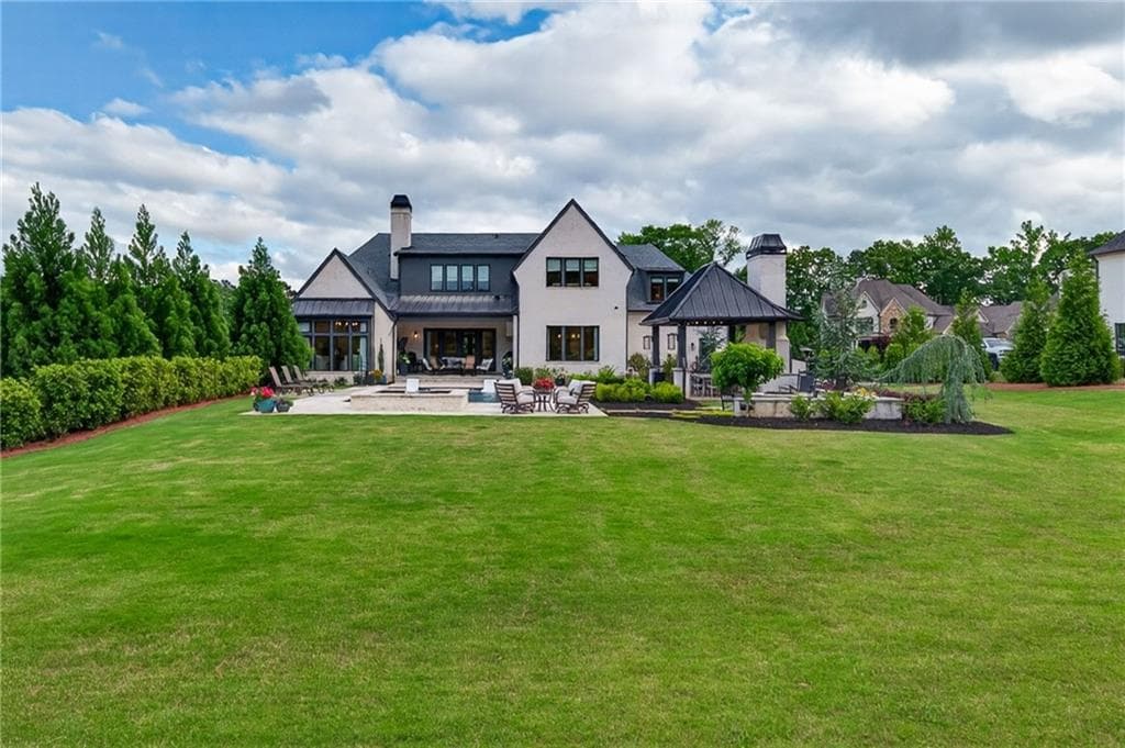 6 bedroom, 8 bathroom, 9,927 sq ft single family residence under contract at 10170 Cedar Ridge Drive, Milton, GA 30004 — photo 4