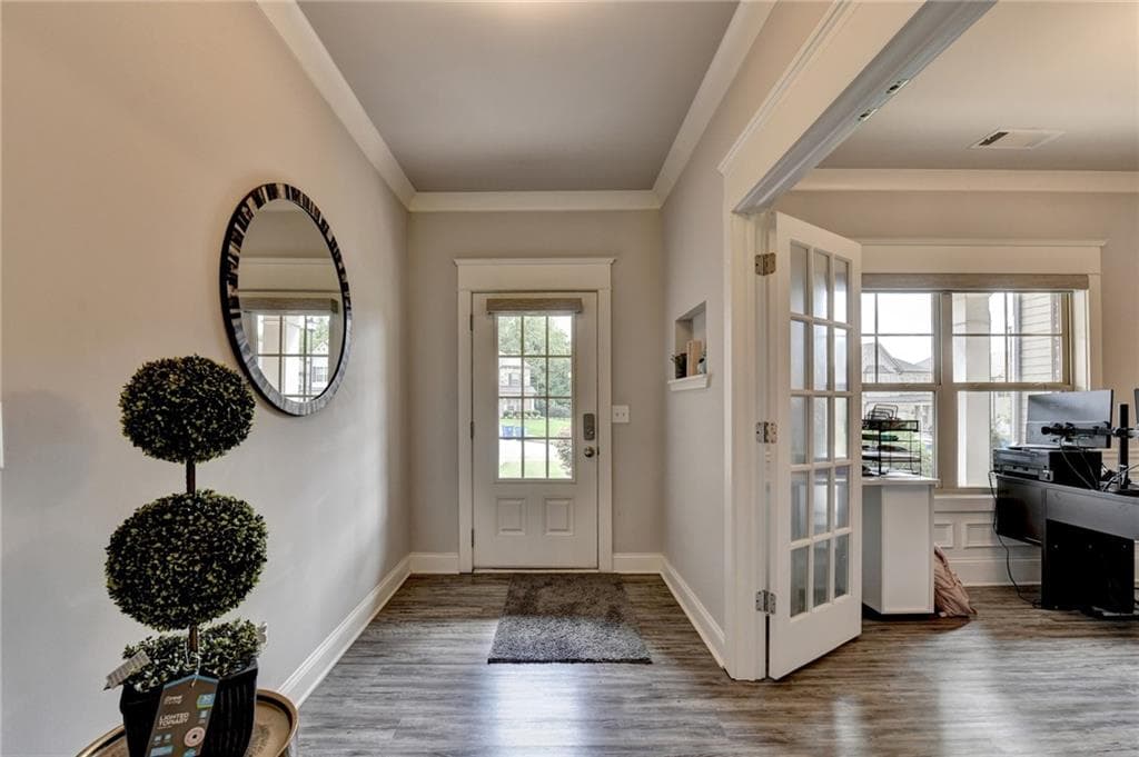 6 bedroom, 4 bathroom, 2,916 sq ft single family residence for sale at 1986 Holman Forest Drive, Hoschton, GA 30548 — photo 4