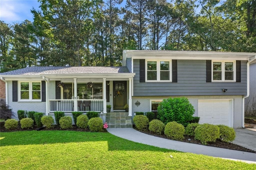 3 bedroom, 3 bathroom, 2,015 sq ft single family residence sold at 1430 Thomas Road, Decatur, GA 30030