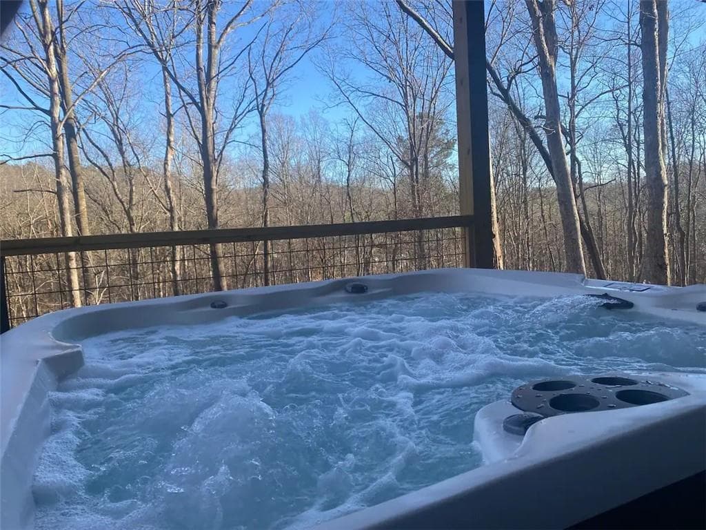 3 bedroom, 3 bathroom single family residence for rent at 271 Elmwood Circle, Ellijay, GA 30540 for $2,400 a month — photo 5