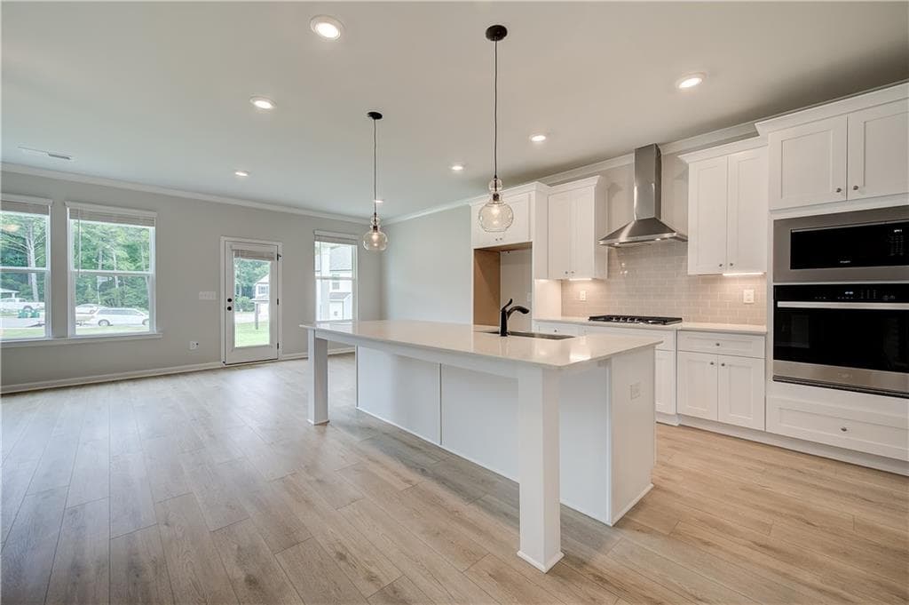 4 bedroom, 4 bathroom, 3,776 sq ft single family residence under contract at 908 Kranston Drive, Locust Grove, GA 30248 — photo 9