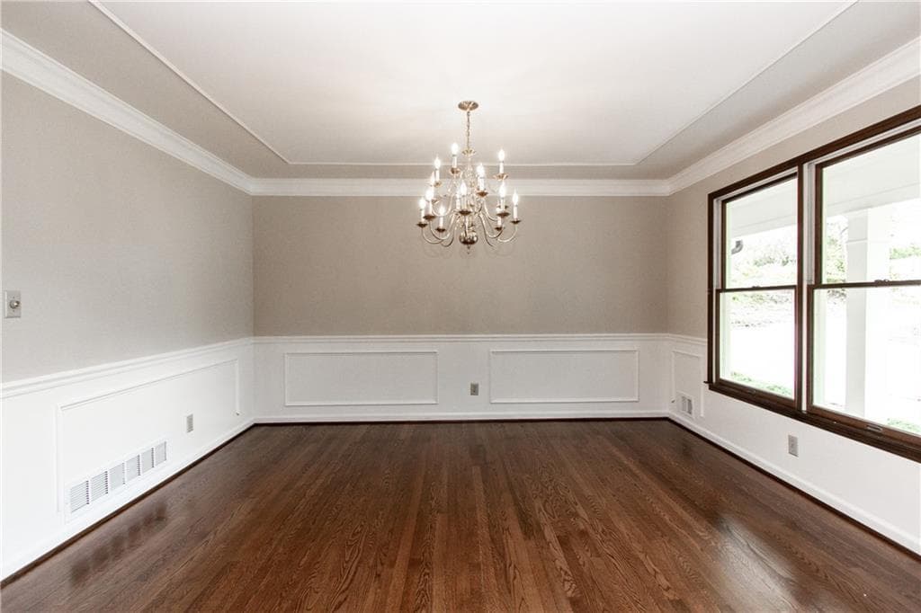 5 bedroom, 5 bathroom, 4,311 sq ft single family residence for rent at 1365 Timberland Drive, Marietta, GA 30067 for $4,485 a month — photo 8