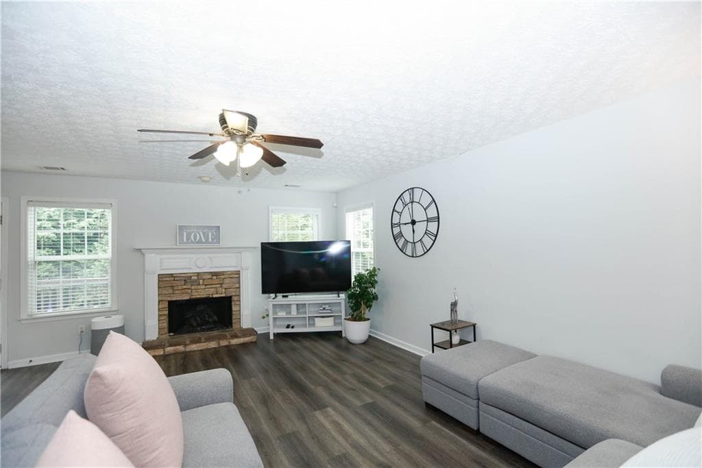 5 bedroom, 4 bathroom, 3,804 sq ft single family residence under contract at 3610 Bogan Mill Road, Buford, GA 30519 — photo 8