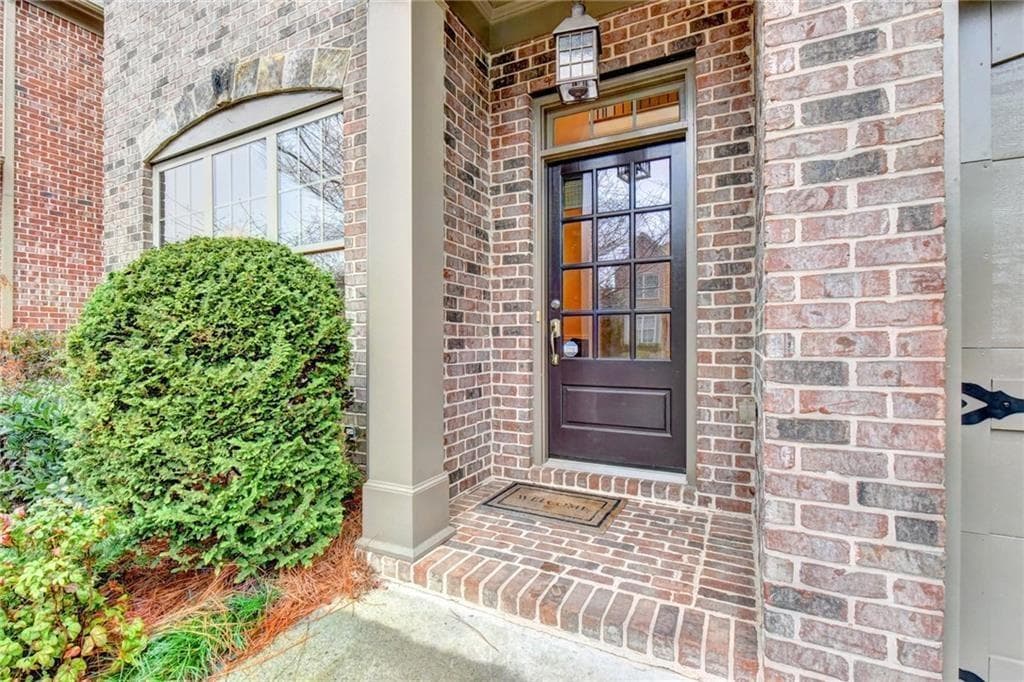 4 bedroom, 4 bathroom, 3,075 sq ft single family residence for sale at 1598 LeGrand Circle, Lawrenceville, GA 30043 — photo 2