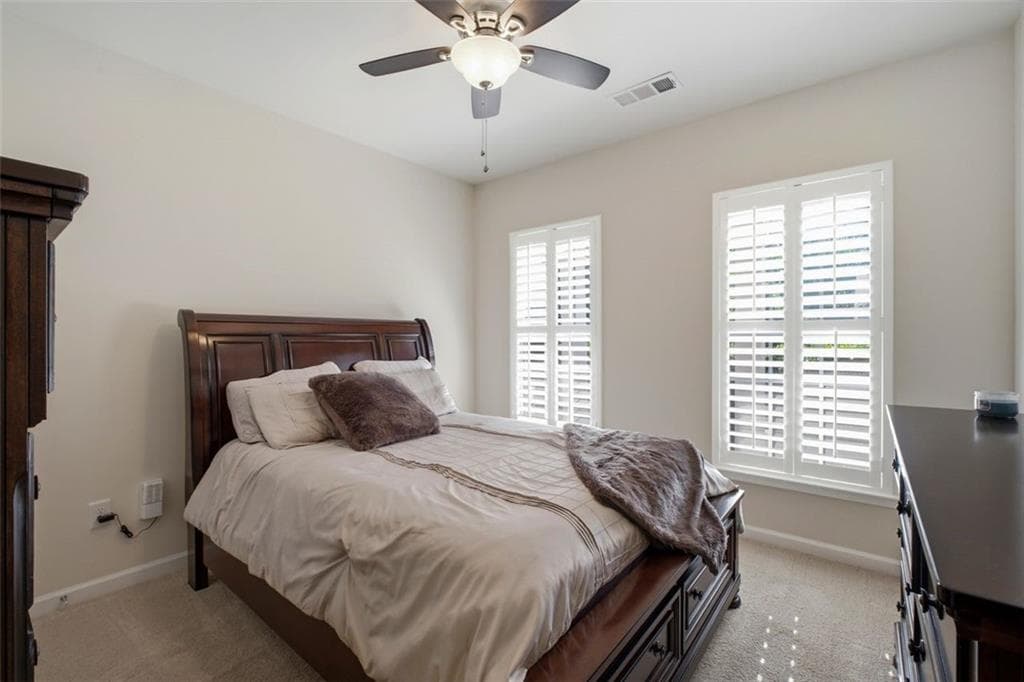 4 bedroom, 3 bathroom, 2,402 sq ft single family residence for sale at 7455 Ashford Manor Way, Cumming, GA 30040 — photo 7