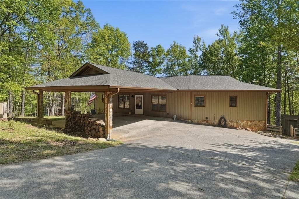 4 bedroom, 4 bathroom, 3,223 sq ft single family residence for sale at 25 Valley View Vista, Jasper, GA 30143
