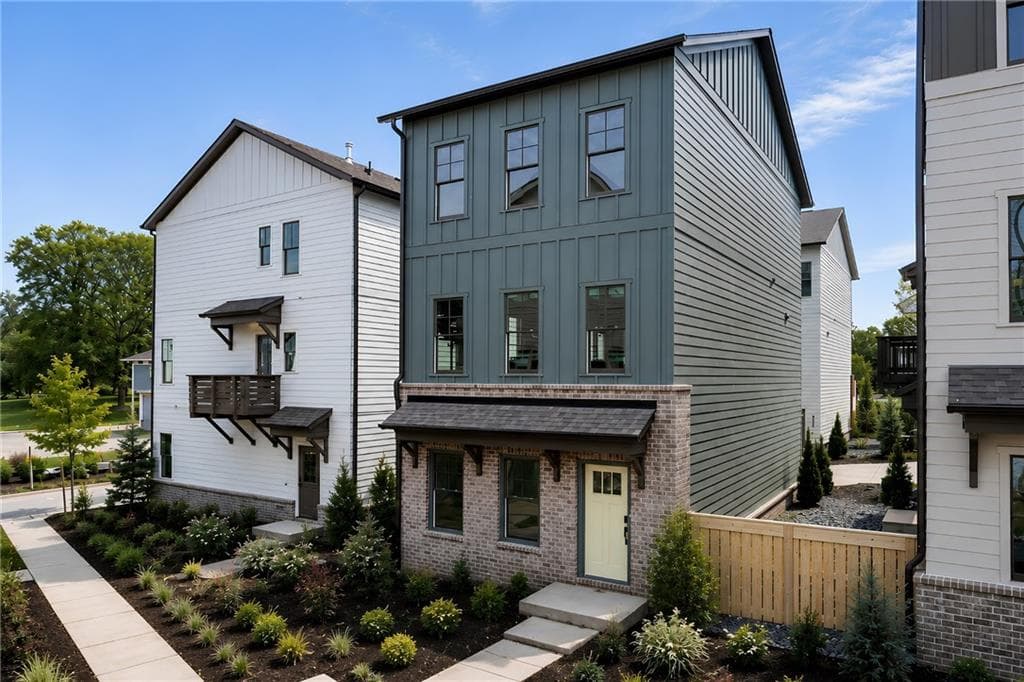 3 bedroom, 4 bathroom, 1,890 sq ft single family residence for sale at 3314 Springhaven Avenue, Hapeville, GA 30354
