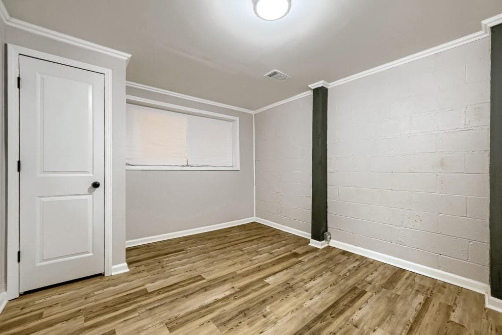6 bedroom, 3 bathroom, 3,380 sq ft single family residence for sale at 3068 Cherry Blossom Lane, Atlanta, GA 30344 — photo 4
