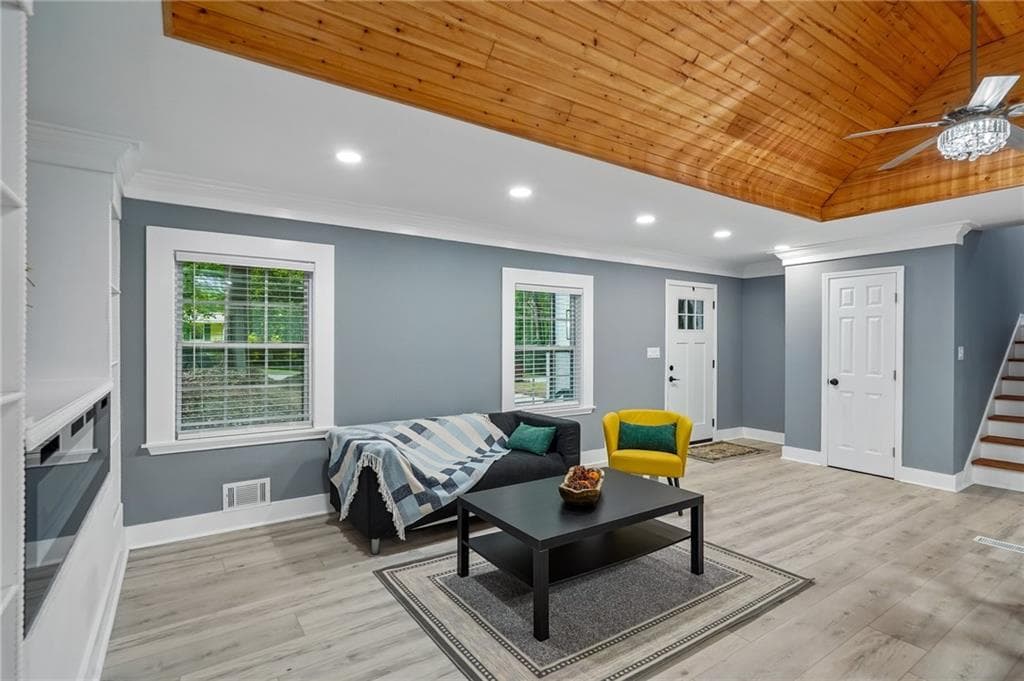 4 bedroom, 3 bathroom, 2,025 sq ft single family residence for sale at 1564 Bubbling Creek Road, Brookhaven, GA 30319 — photo 8