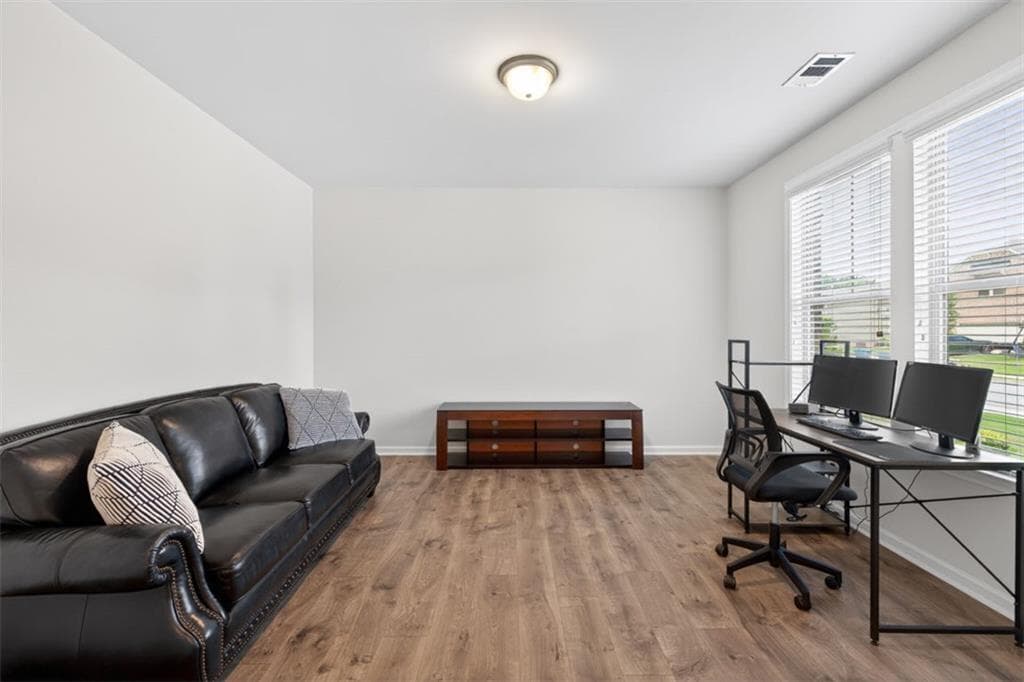 4 bedroom, 4 bathroom, 2,948 sq ft single family residence for sale at 678 Saffron Boulevard, Lawrenceville, GA 30045 — photo 4