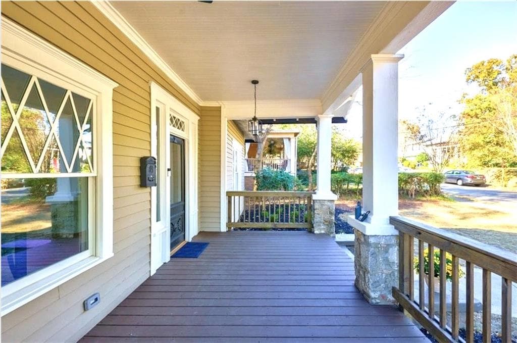 3 bedroom, 2 bathroom, 1,833 sq ft single family residence for sale at 1226 Greenwich Street, Atlanta, GA 30310 — photo 2