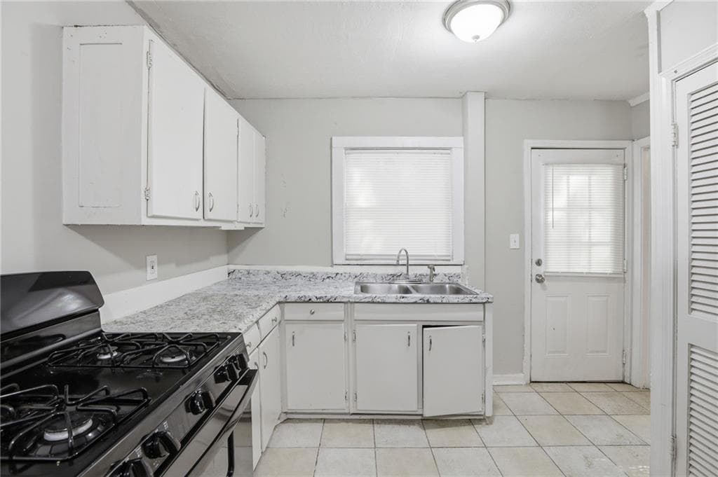 3 bedroom, 1 bathroom, 984 sq ft single family residence under contract at 2275 Old Spring Road, Smyrna, GA 30080 — photo 10