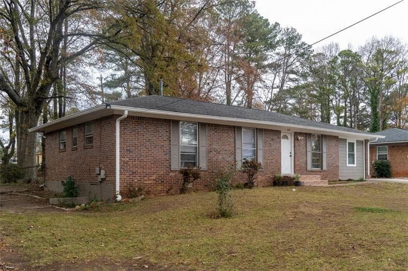 6 bedroom, 4 bathroom, 1,815 sq ft single family residence under contract at 679 Winchester Lane, Norcross, GA 30071 — photo 6