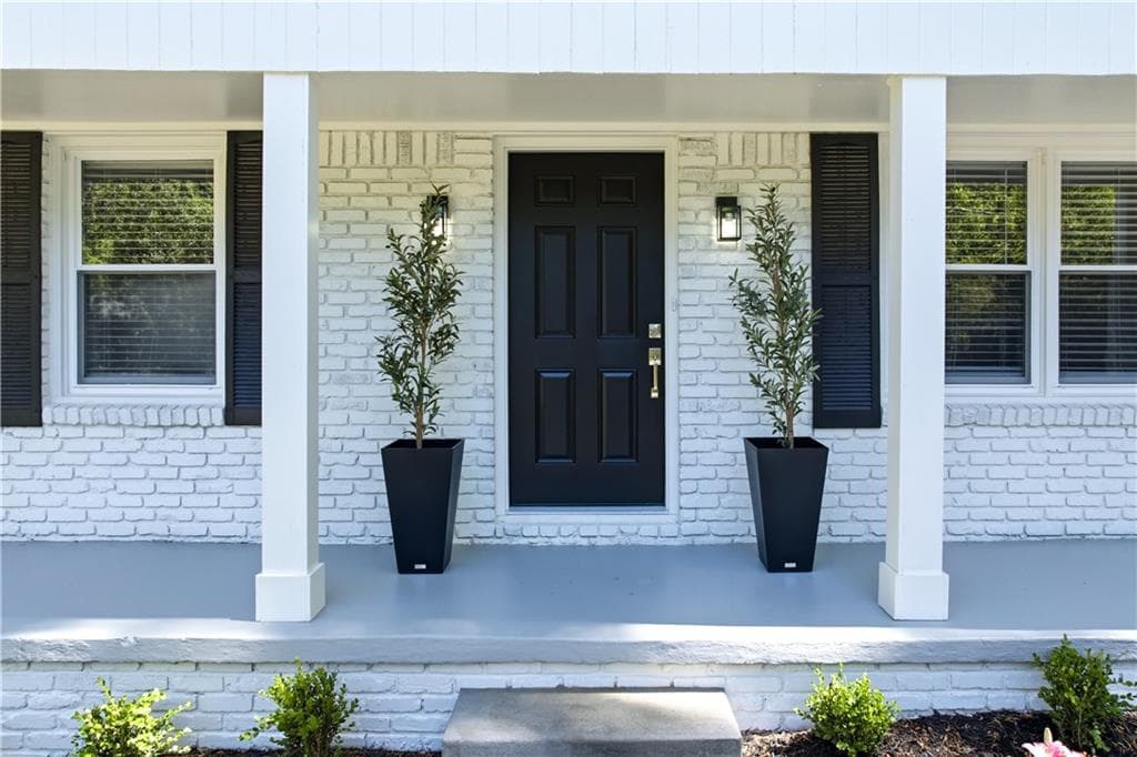 3 bedroom, 2 bathroom, 1,668 sq ft single family residence under contract at 46 Hunting Creek Drive, Marietta, GA 30068 — photo 5