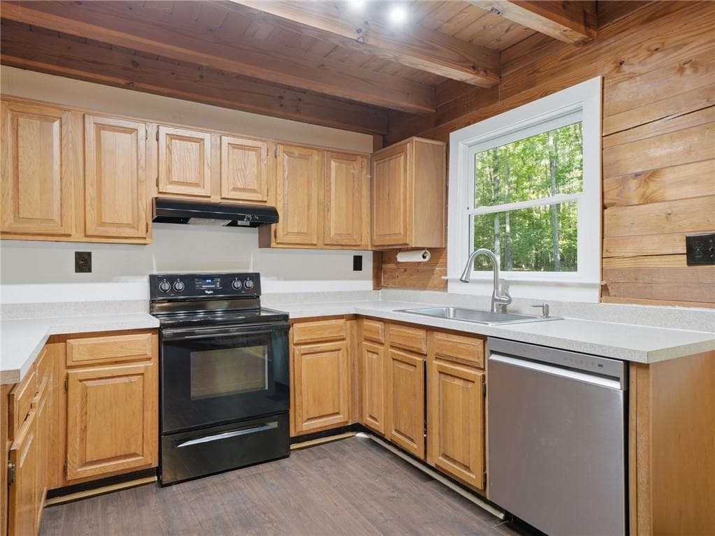 3 bedroom, 2 bathroom, 1,820 sq ft single family residence for sale at 437 Twin Lakes Drive, Canton, GA 30115 — photo 7