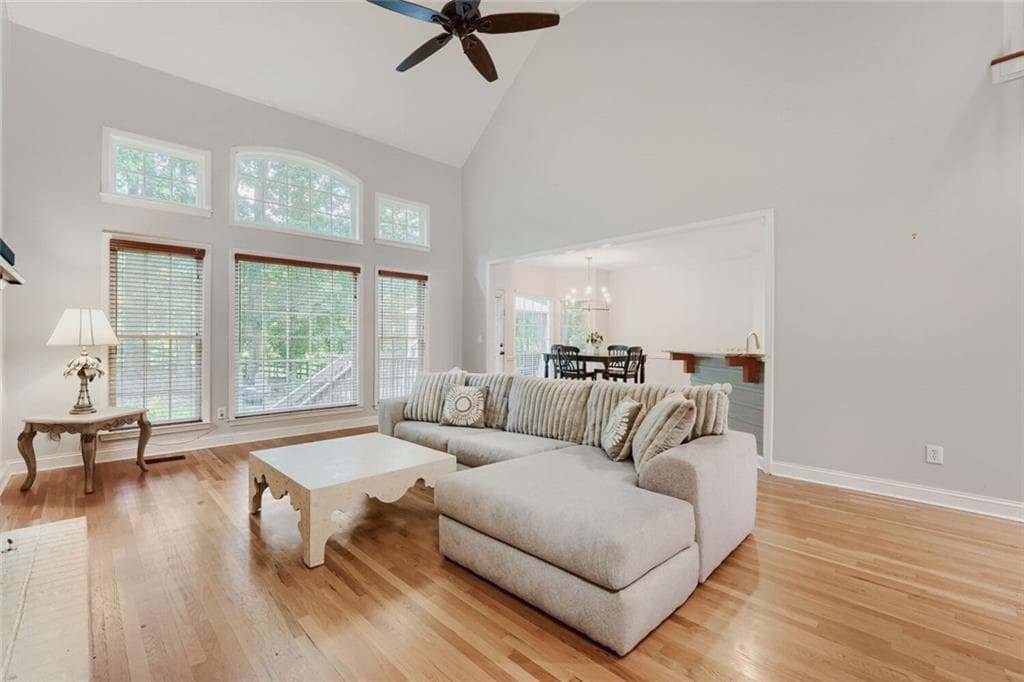 4 bedroom, 3 bathroom, 3,180 sq ft single family residence under contract at 3908 Halisport Drive, Kennesaw, GA 30152 — photo 8