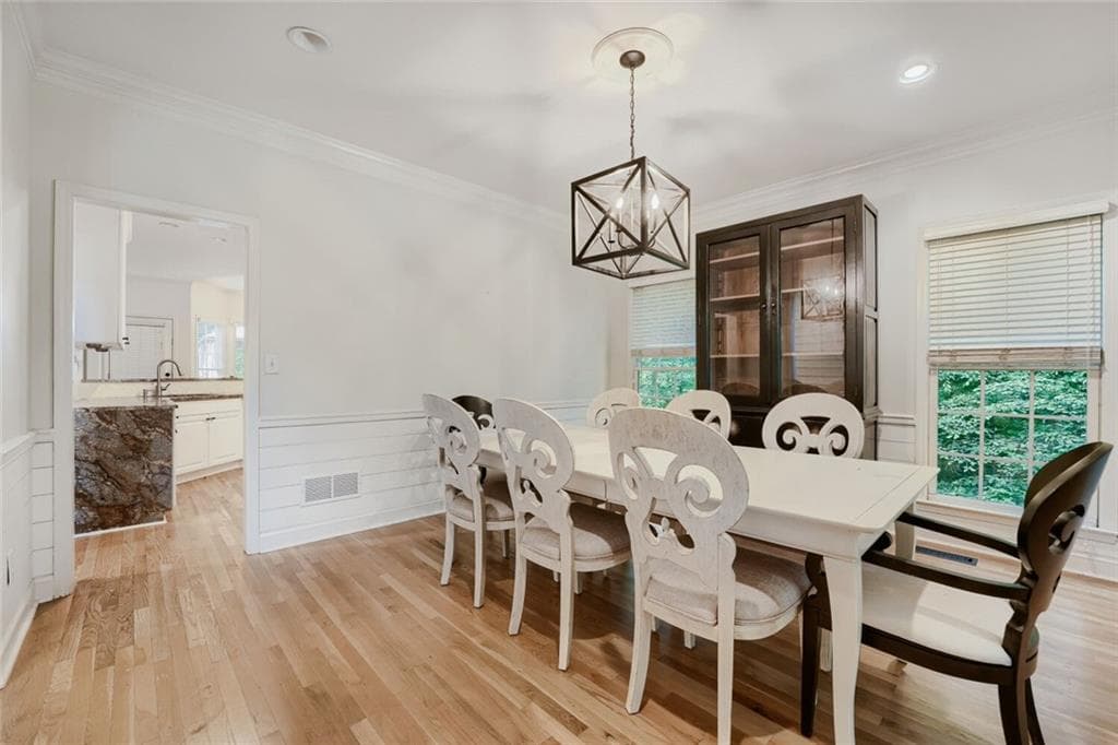 4 bedroom, 3 bathroom, 3,180 sq ft single family residence under contract at 3908 Halisport Drive, Kennesaw, GA 30152 — photo 9