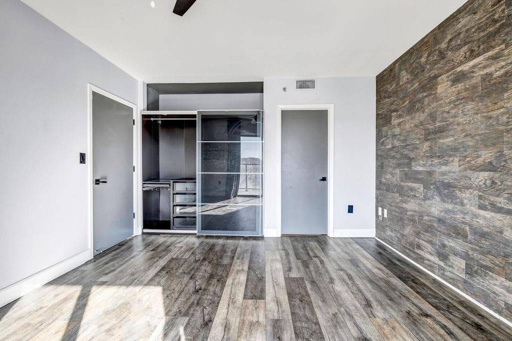 1 bedroom, 1 bathroom, 645 sq ft condominium for sale at 1280 Peachtree Street 1504, Atlanta, GA 30308 — photo 6