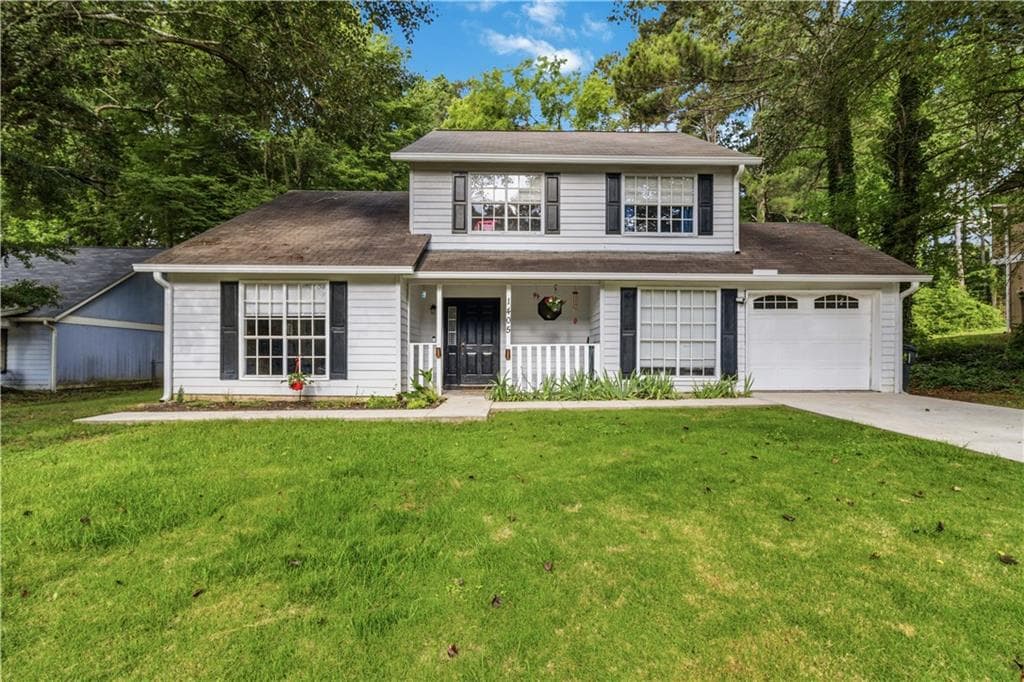 3 bedroom, 3 bathroom, 2,151 sq ft single family residence under contract at 1405 Chelsea Downs Lane, Conyers, GA 30013